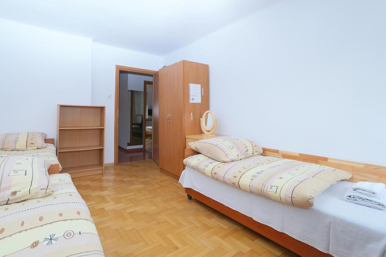 Pokoje Goscinne Częstochowa Exterior foto